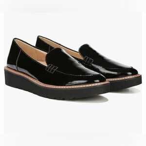 Sz 10 Naturalizer black Patent Leather Slip-On Andie loafers EUC